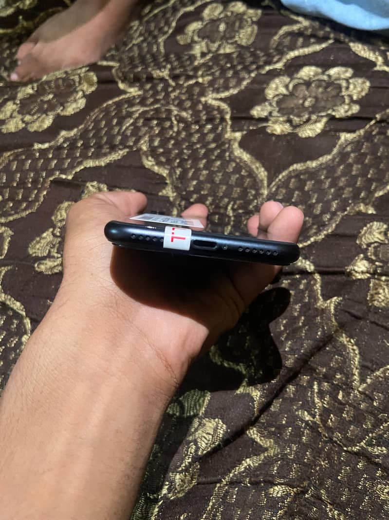 Apple iPhone SE 4
