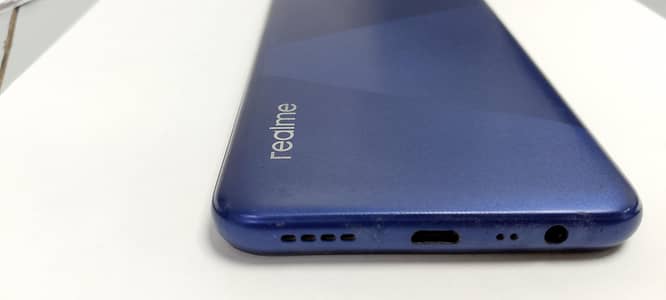 Realme C12