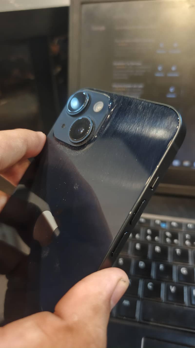 Apple iPhone 14 3