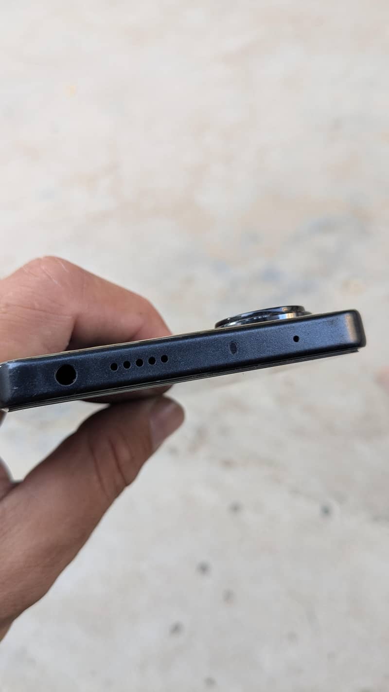 Xiaomi Redmi Note 13 Pro 4