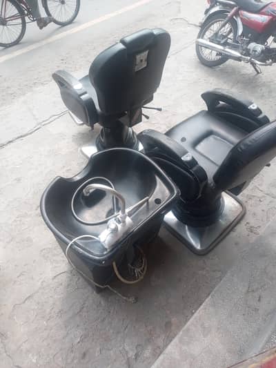 sloon chairs