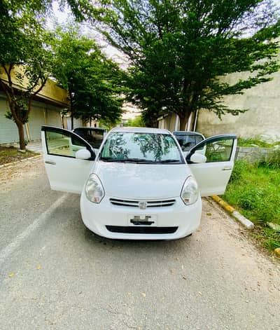 Toyota Passo 2012