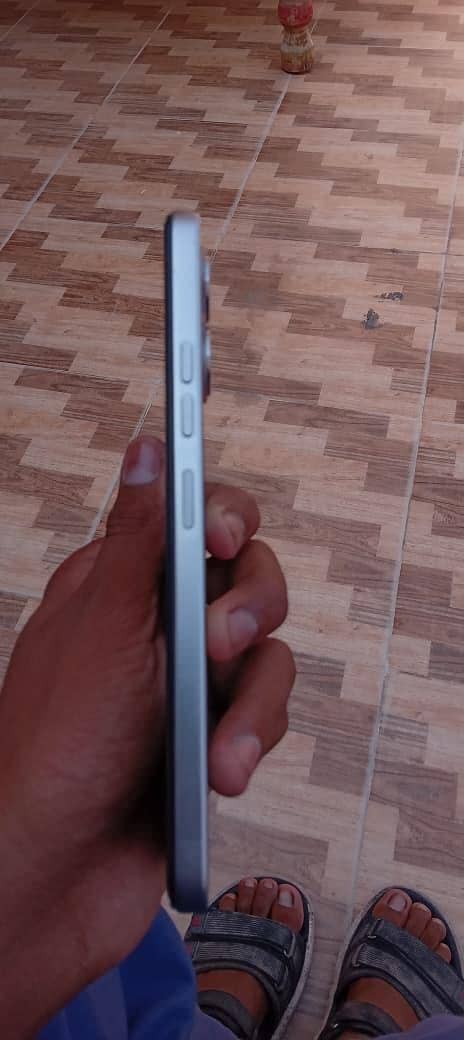 Tecno Spark Go 2 3