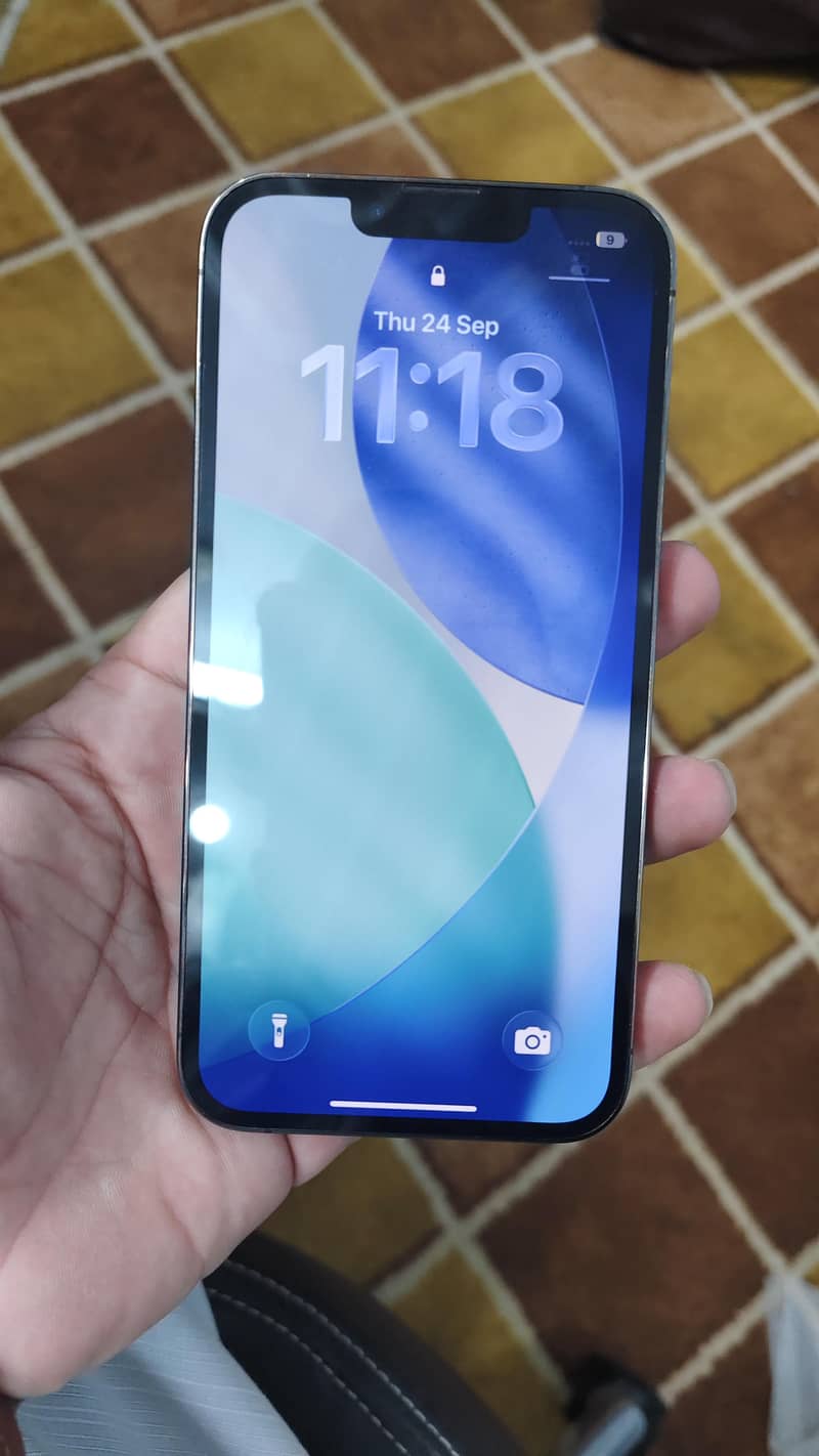 Apple iPhone 13 Pro 1