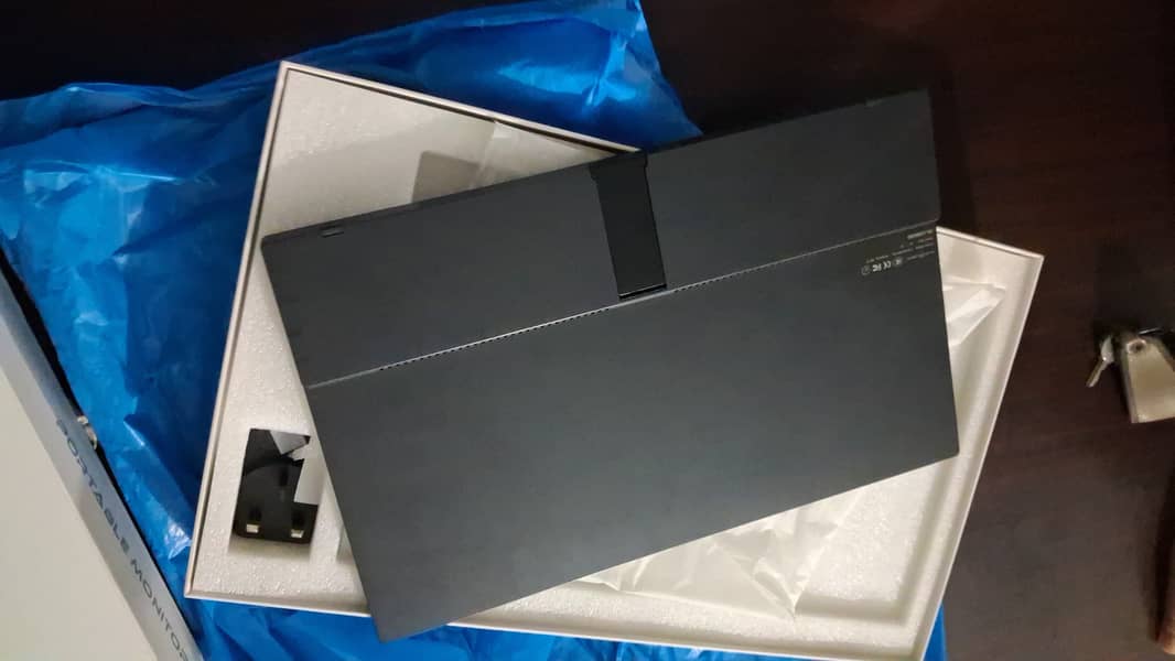 External Display 2k 4