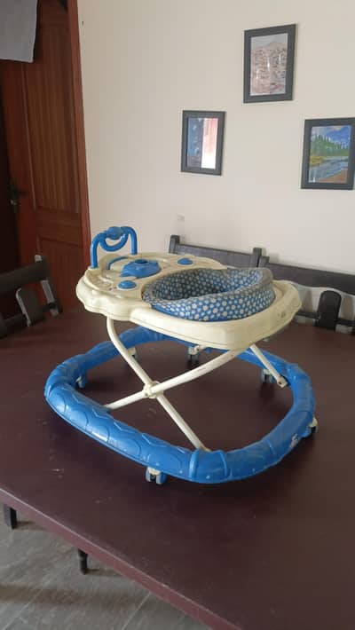 baby walker,