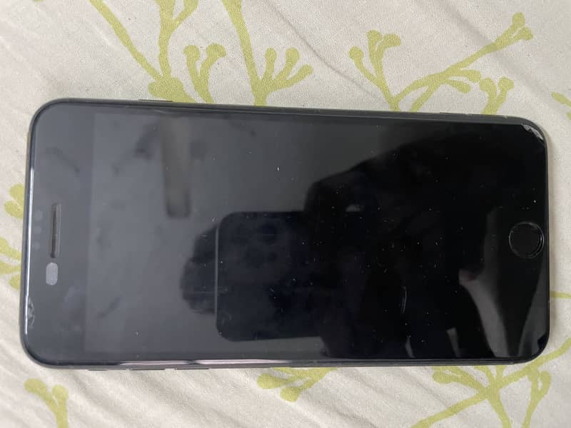Apple iPhone 7 Plus 3