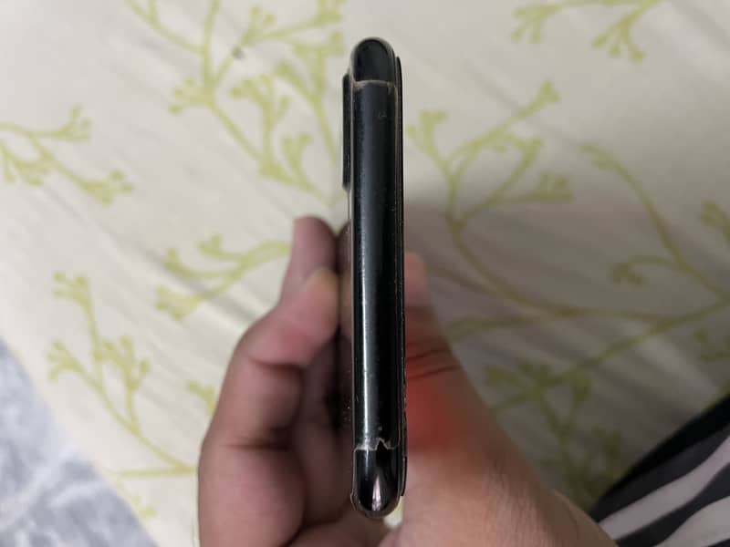 Apple iPhone 7 Plus 4