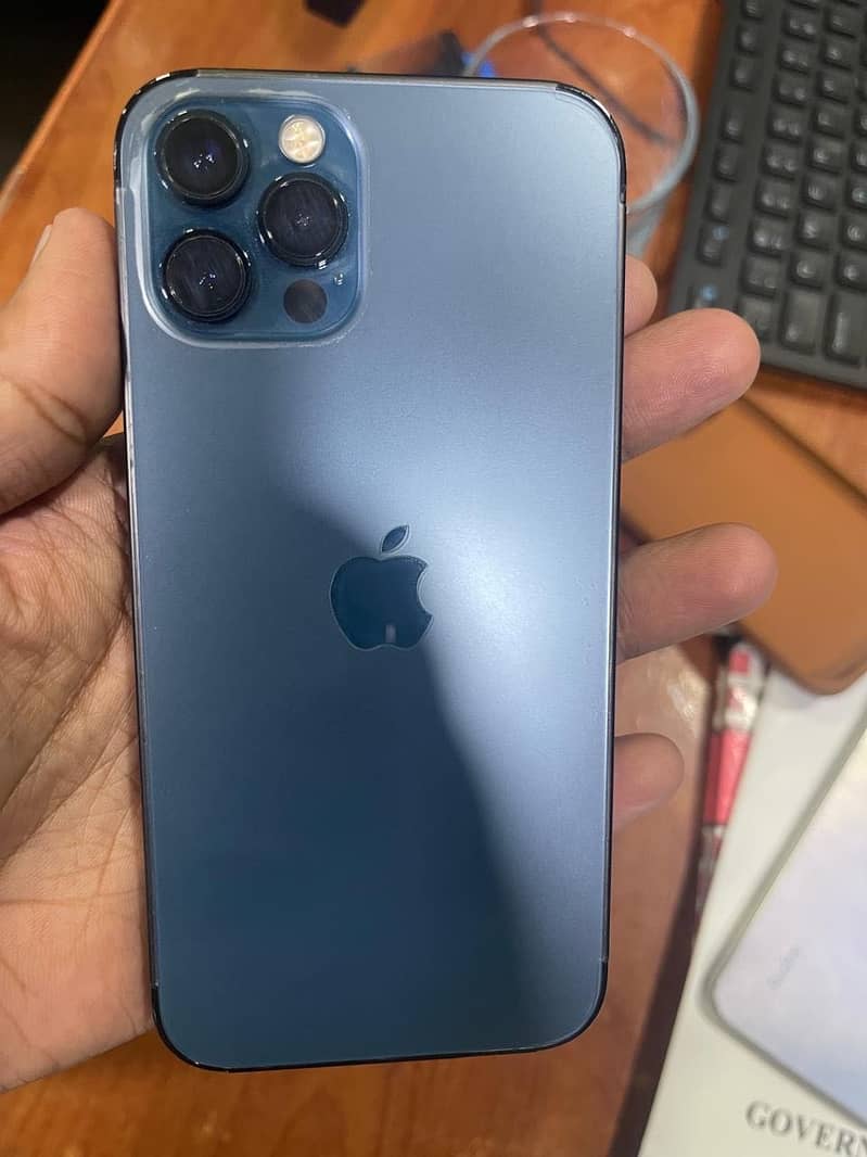 Apple iPhone 12 Pro 3