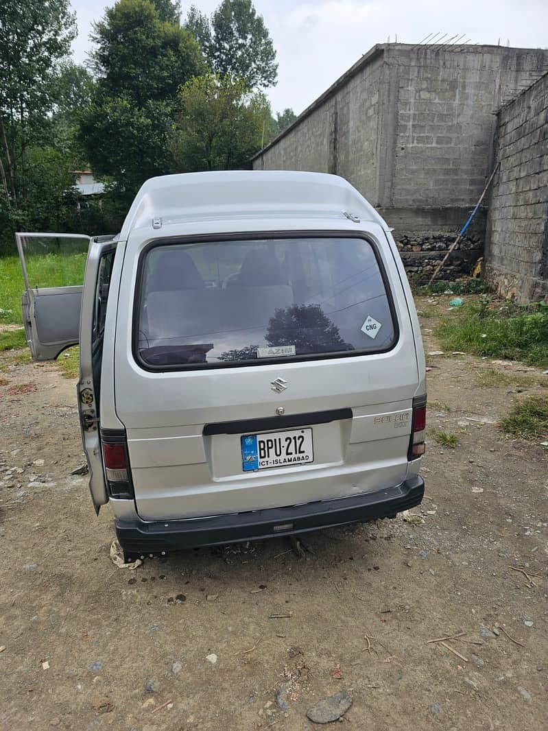 Suzuki Bolan 2011 4