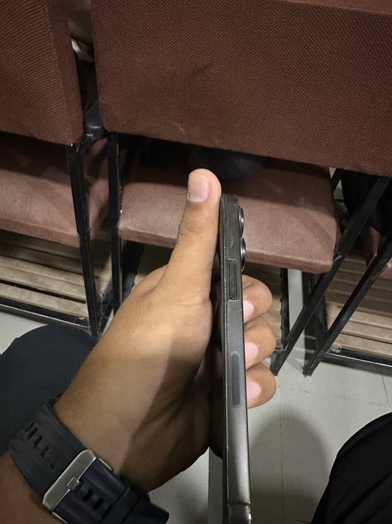 Apple iPhone 13 Pro 0