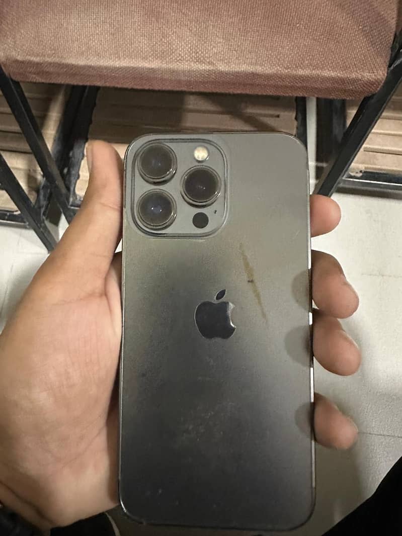 Apple iPhone 13 Pro 3