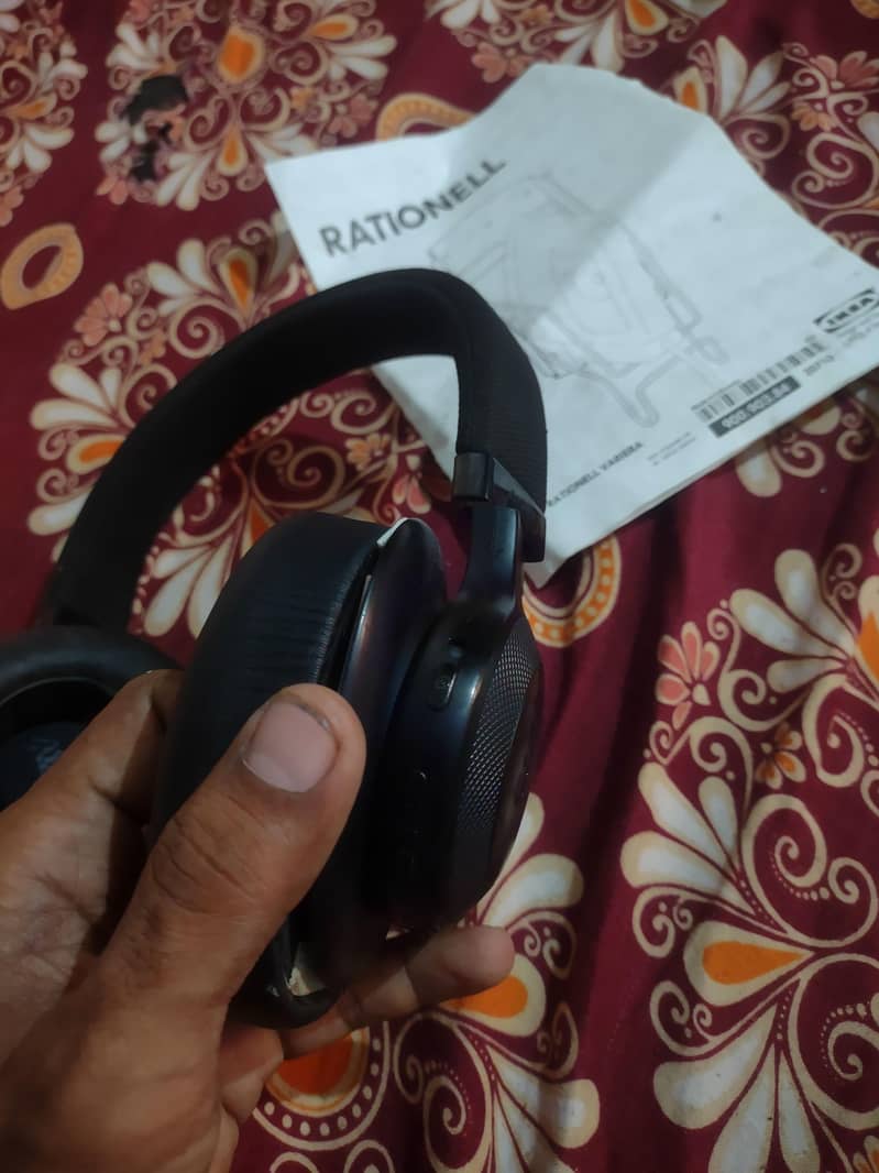 wireless headphones 2