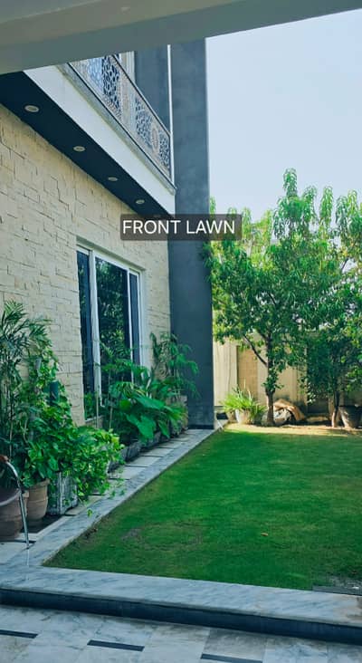 1 KANAL HOUSE/C BLOCK/ B-17 UP FOR SALE