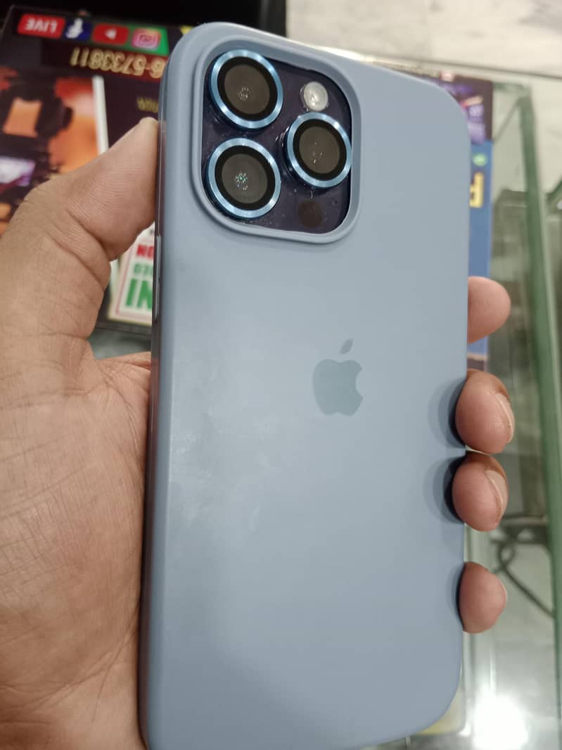 Apple iPhone 14 Pro Max 2