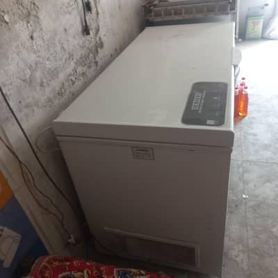 waves freezer 15 qubic all ok 6 month used