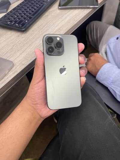 Apple iPhone 13 Pro
