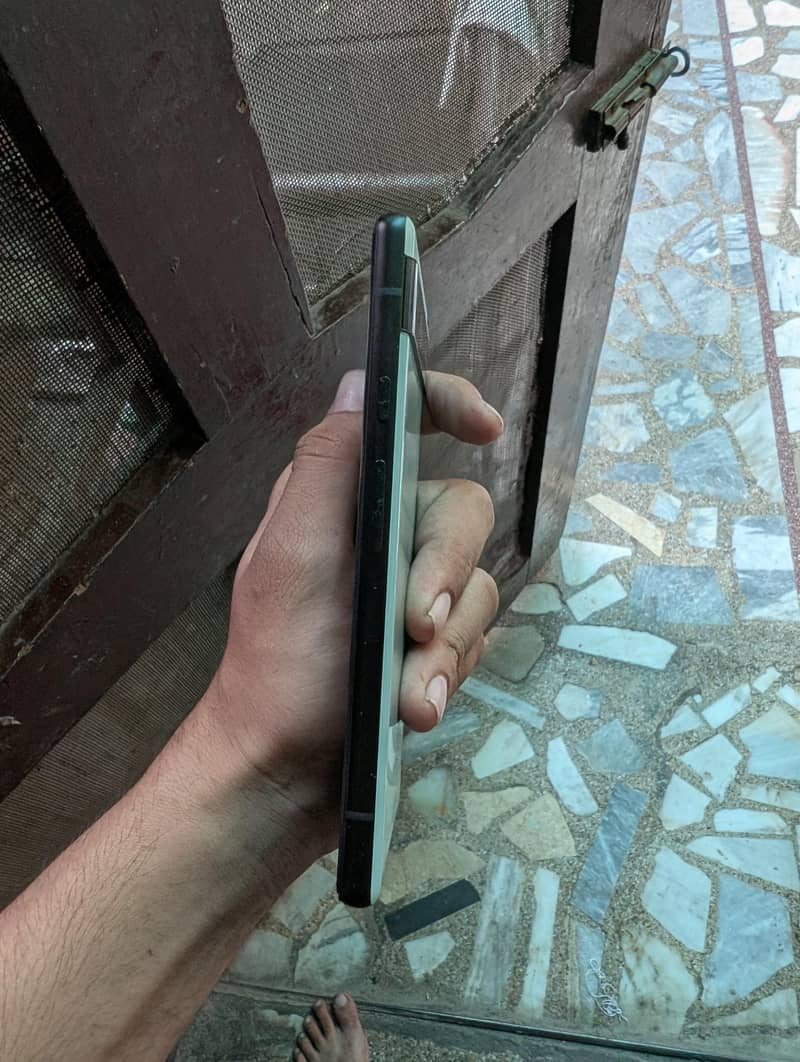 Google Pixel 6a 4