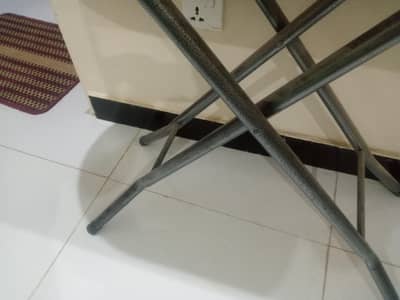 new big with heavy roads iron stand
