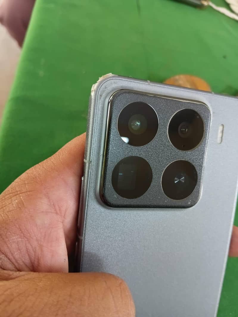 Xiaomi 15 Pro 0