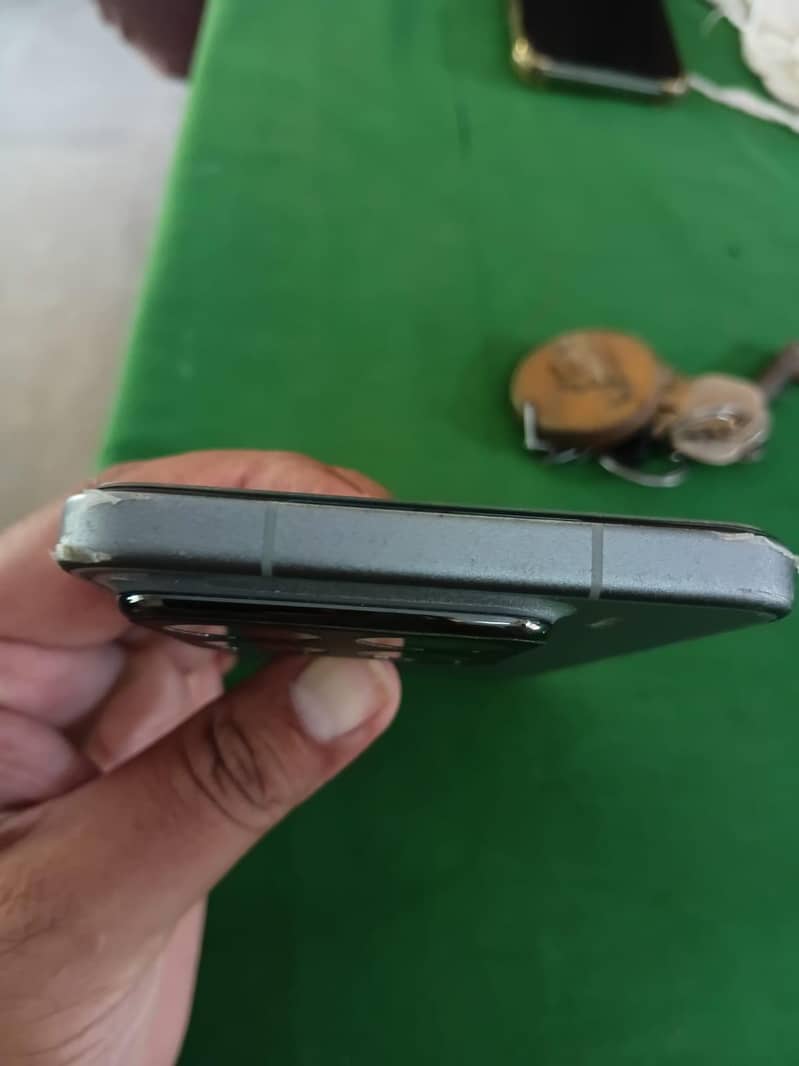Xiaomi 15 Pro 4