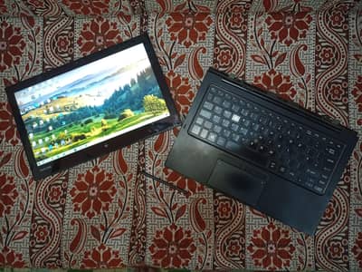 Toshiba 2-in-1 Laptop