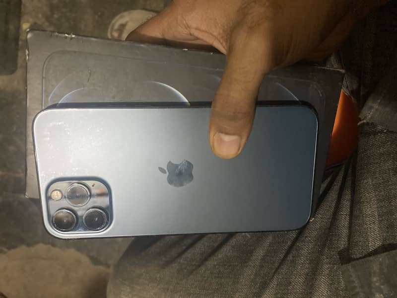 Apple iPhone 12 Pro Max 6