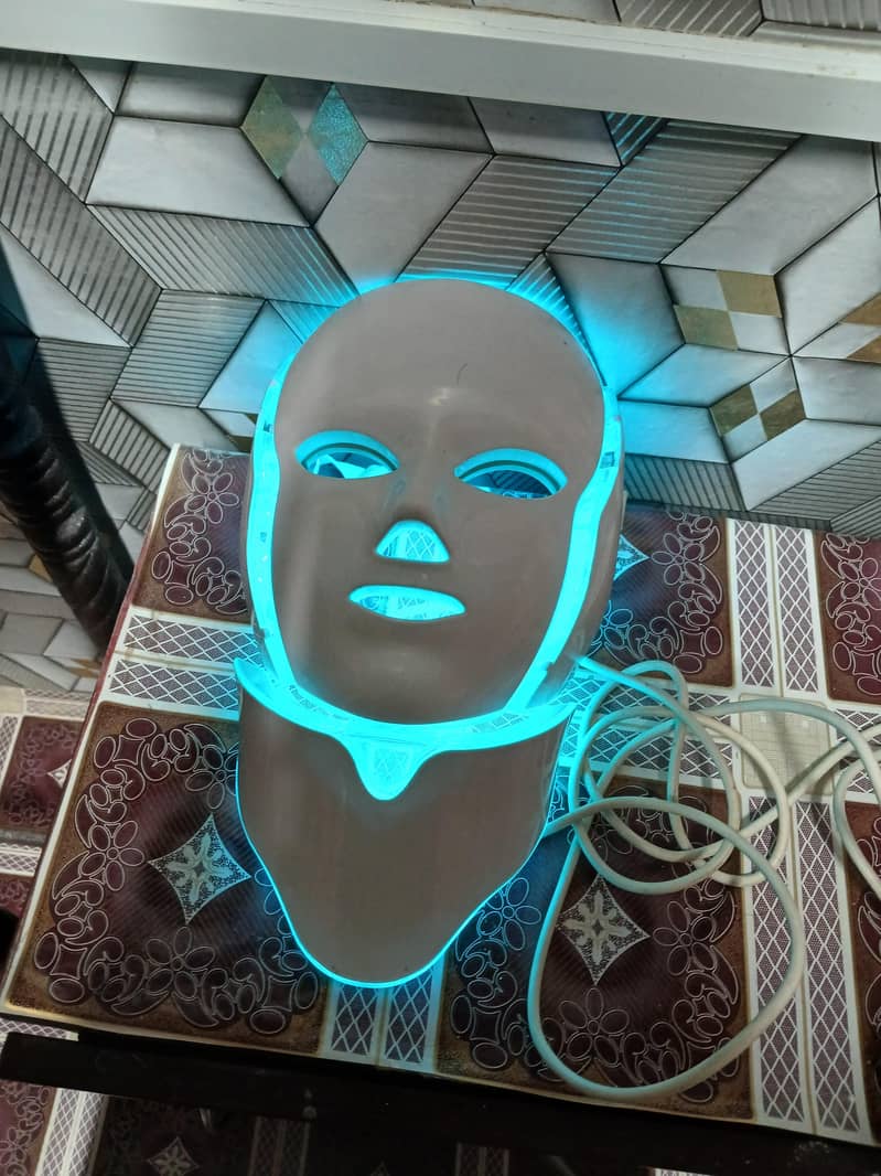 led face mask 6
