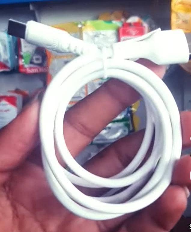 type b cabel. chrging 0