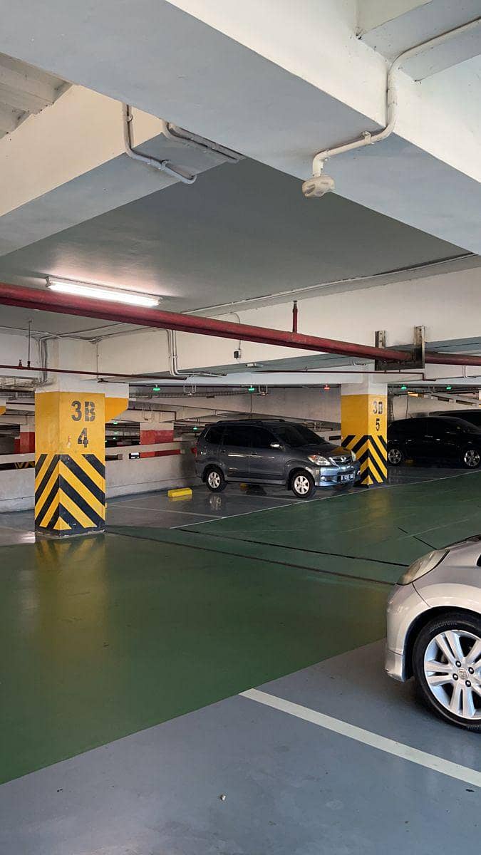 Epoxy flooring 11