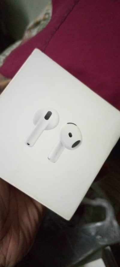APPLE PODS GEN-4