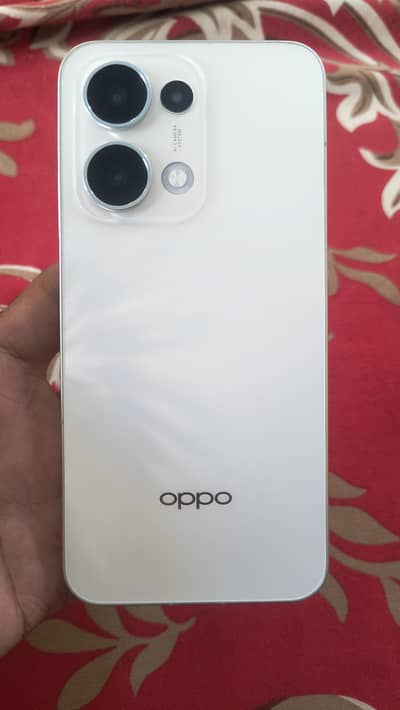 OPPO Reno 13