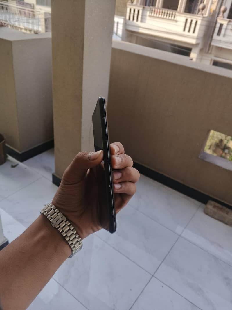 One Plus 6T 1