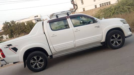 Toyota Vigo Champ 2016