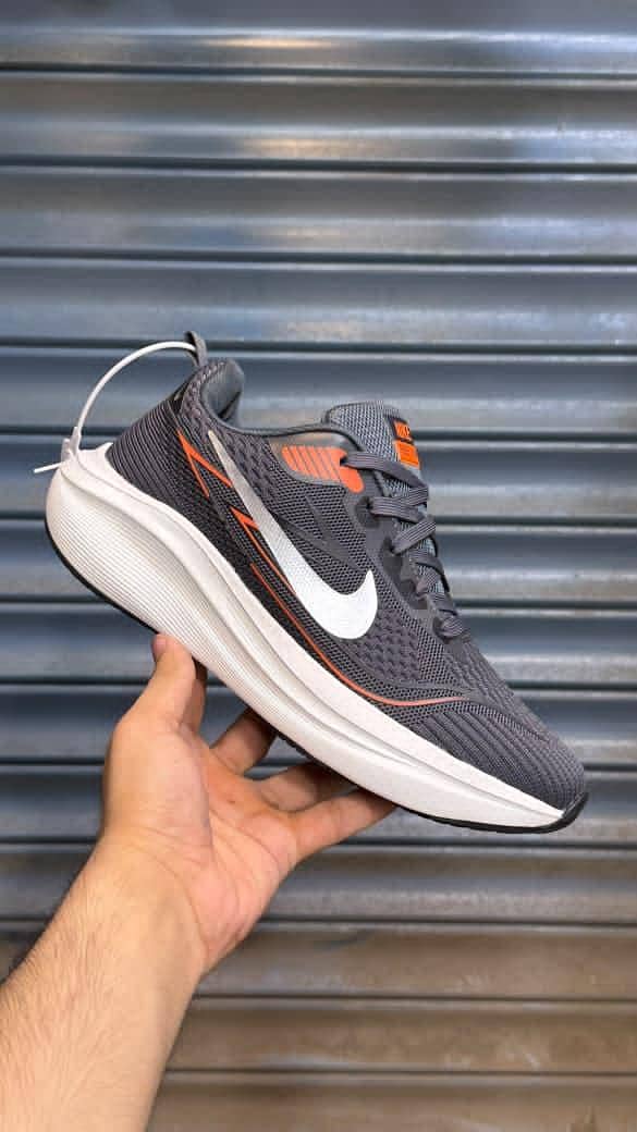 Nike FreeWalk 1