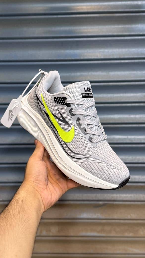 Nike FreeWalk 3