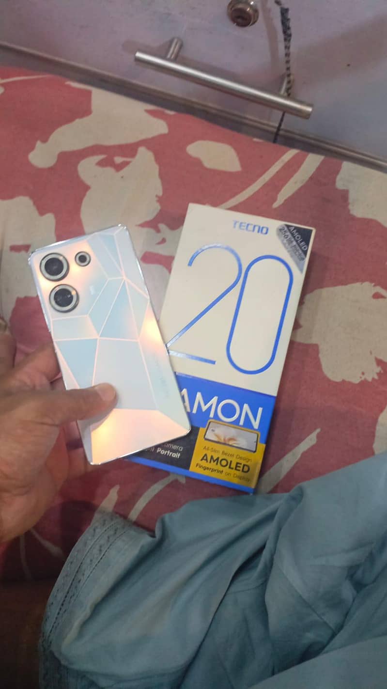 Tecno CAMON 20 0