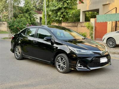 Toyota Corolla grande 2021 (black with black)