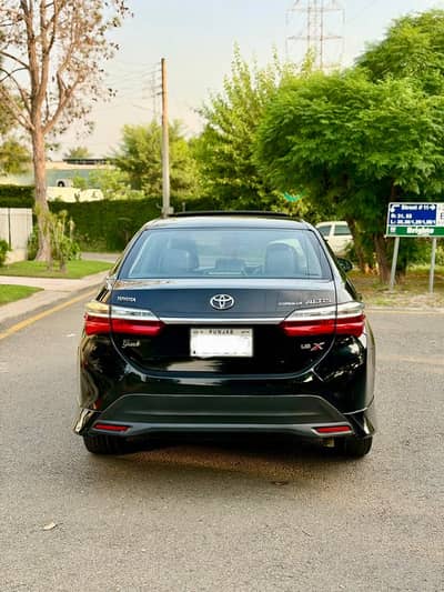 Toyota Corolla grande 2021 (black with black)