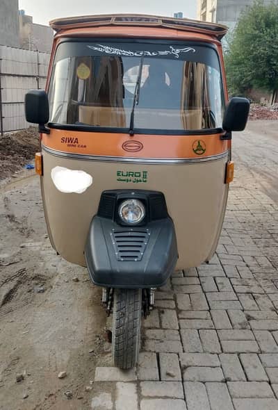 Siwa 200cc 6-Seater Auto – Almost New Condition | 2–3 Months Used