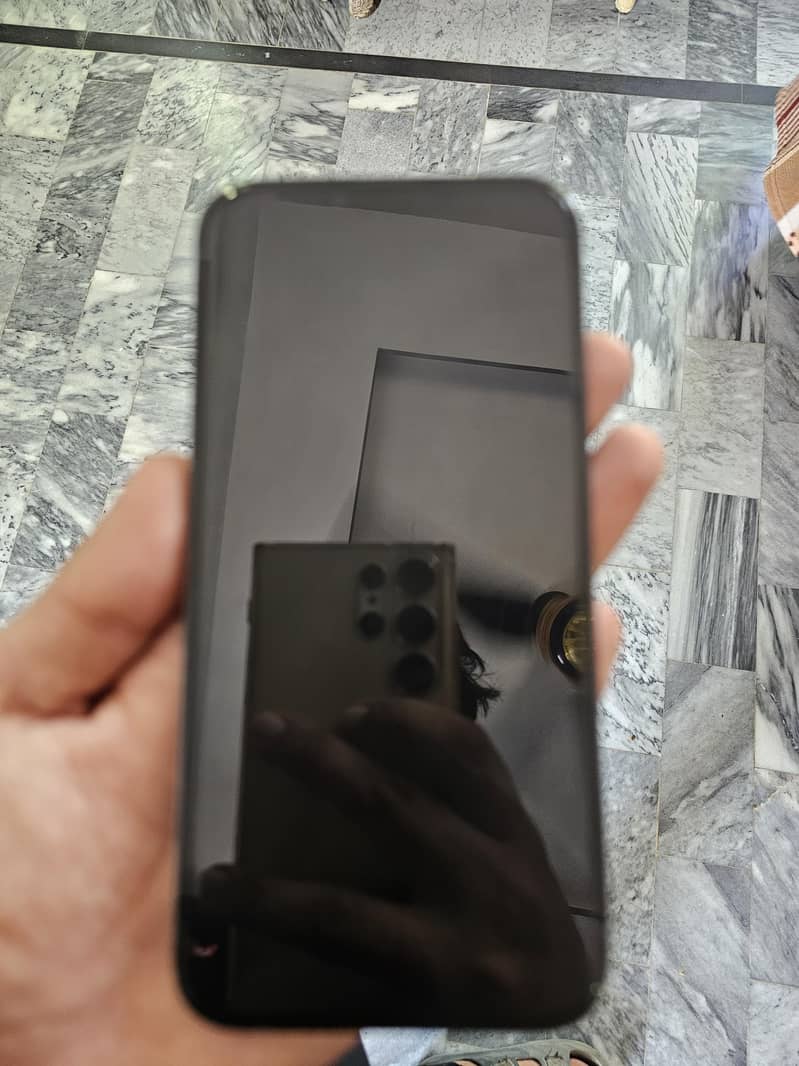 Apple iPhone 13 Pro Max 1