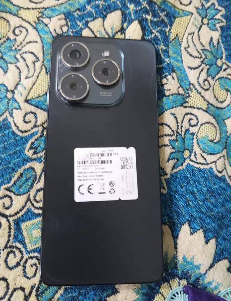 Tecno Spark 20 Pro 1