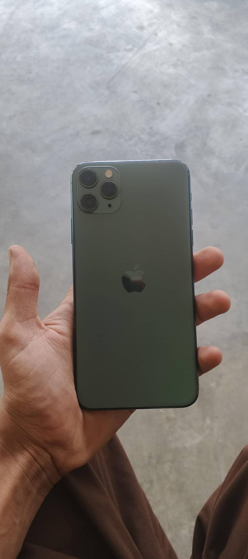Apple iPhone 11 Pro Max 1