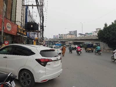 Buy A Centrally Located Prime Location 22 Marla Building In Wahdat Road