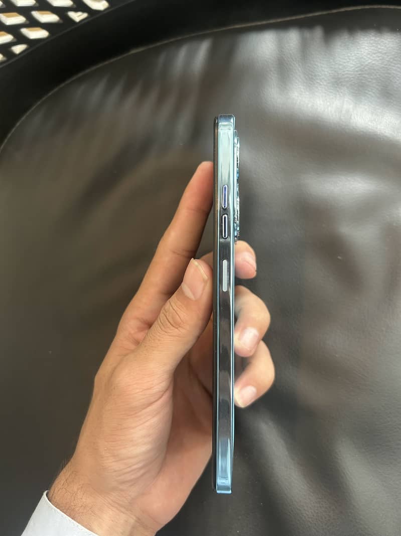Tecno Spark 20 6