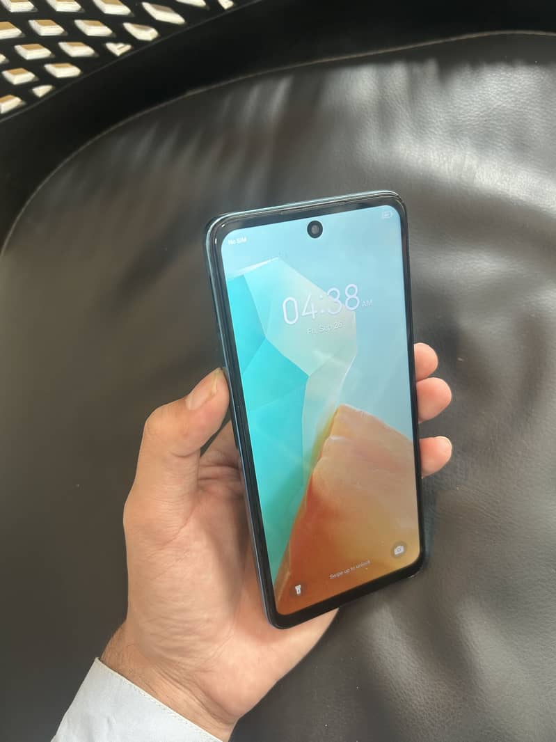 Tecno Spark 20 8