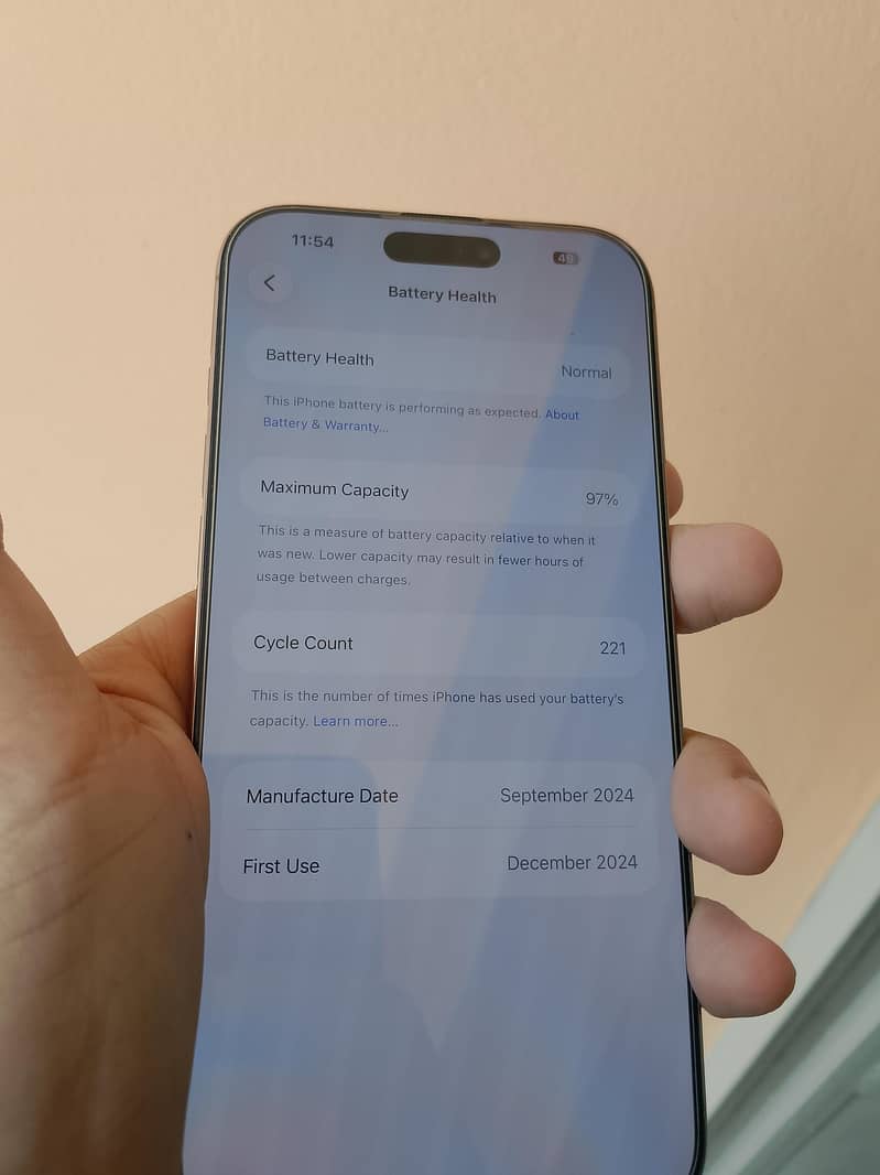 Apple iPhone 16 Pro Max 3