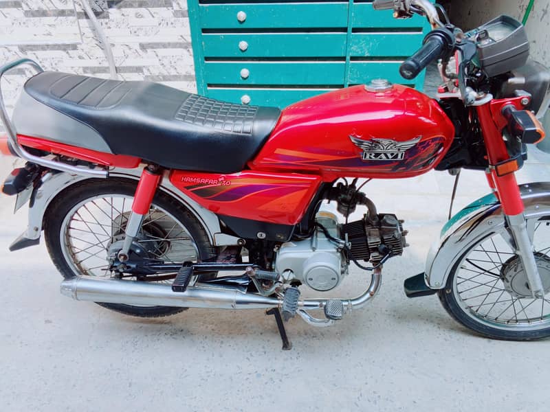 Ravi 70 2