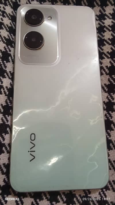 Vivo Y18 6/128 available in good condition
