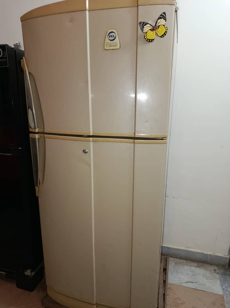 Refrigerator good condition 3